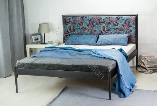 Łóżko metalowe tapicerowane "Berny" Pasley Alvaro